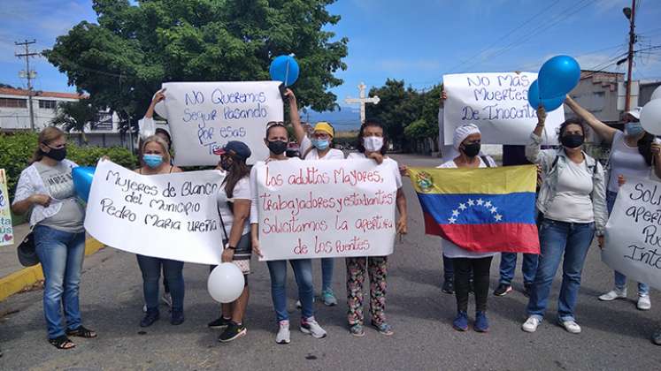 Piden la apertura del transito binacional de personas y mercancías.