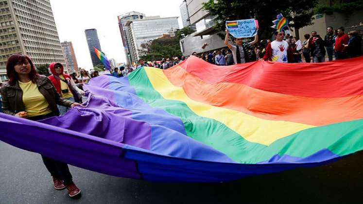 Pentágono prohíbe exhibir banderas LGTB en instalaciones militares./Foto: colprensa