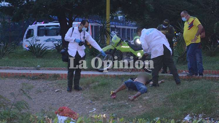 La muerte le llegó hasta un canal en la glorieta de Claret