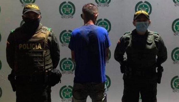 Este hombre de 36 años habría tocado las partes íntimas de una niña