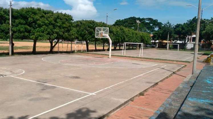 El moderno escenario es reclamado por los vecinos al Área Metropolitana.