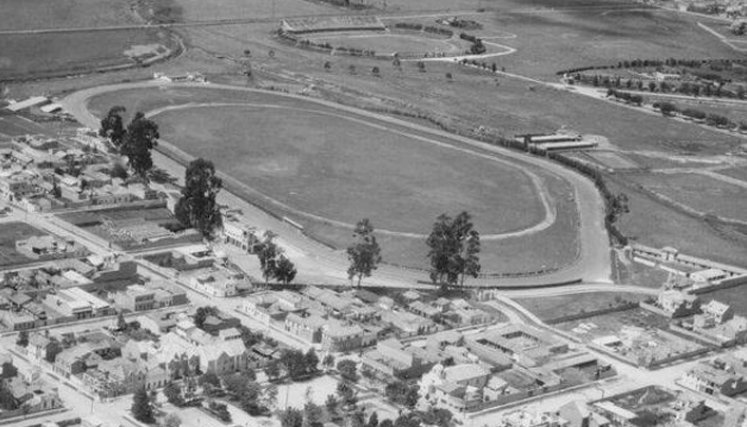 Jorge Eliécer Gaitán, como alcalde, planteó en 1934 construir un estadio de fútbol aprovechando el cumpleaños 400 de Bogotá. / Foto: Archivo fotográfico de Sady González, Biblioteca Luis Ángel Arango