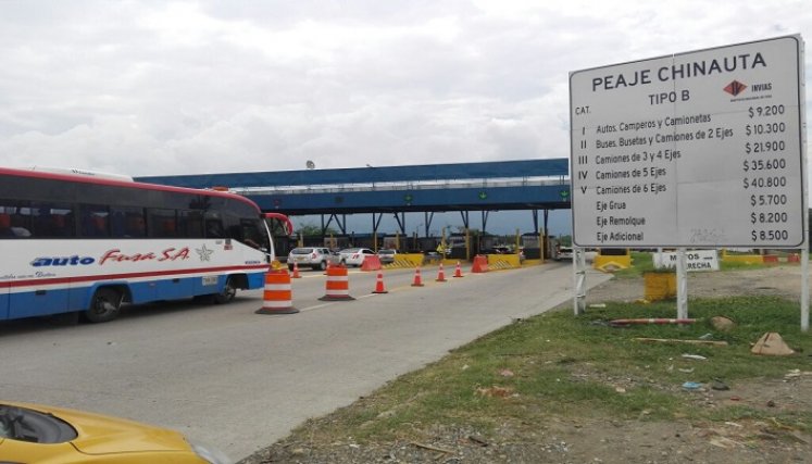 Más de 3 millones de vehículos se movilizarán durante el puente festivo./Foto: Colprensa