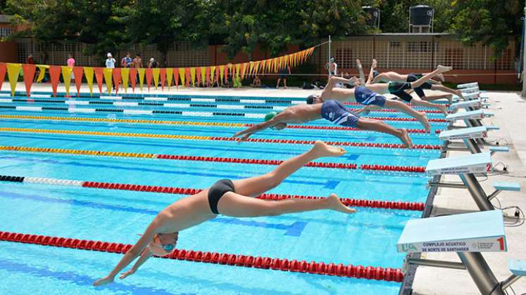 Nadadores rojinegros van al Delfín de Oro en Palmira. 