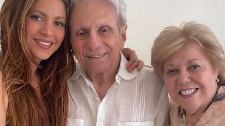 Shakira celebró los 90 años de su padre bailando