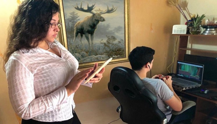 La psicóloga Ariadna Ontiveros trabaja para optimizar más el videojuego y expandirlo. La psicóloga Ariadna Ontiveros trabaja para optimizar más el videojuego y expandirlo.
