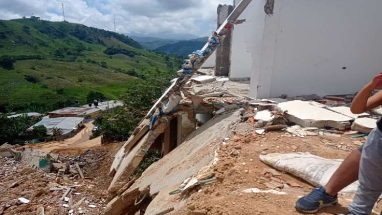 El alcalde declara la calamidad pública para canalizar recursos y mitigar la emergencia vial.