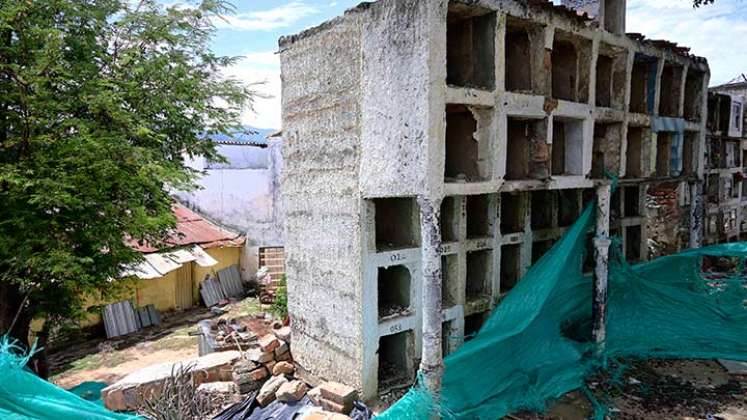 El cementerio hace rato copó su capacidad instalada./Foto Jorge Gutiérrez