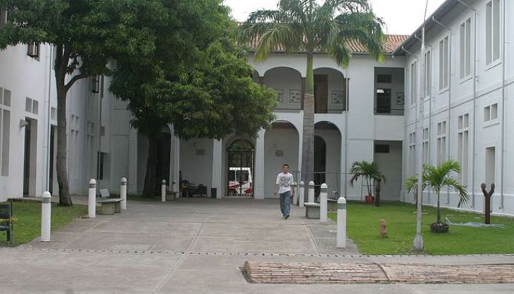 biblioteca pública julio pérez ferrero/Archivo