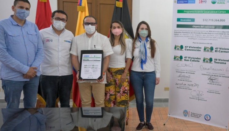 firma del convenio de vivienda rural para 200 familias del Catatumbo./Foto Jorge Gutiérrez