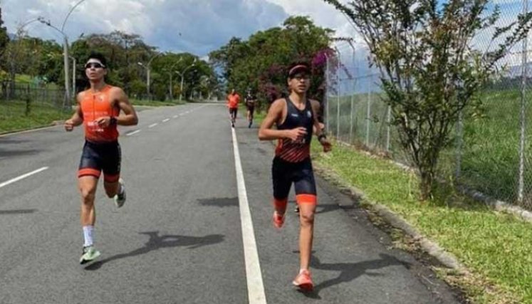 Con el atletismo se completa la cadena del triatlón, despuás de haber nadado y pedaleado en bicicleta.