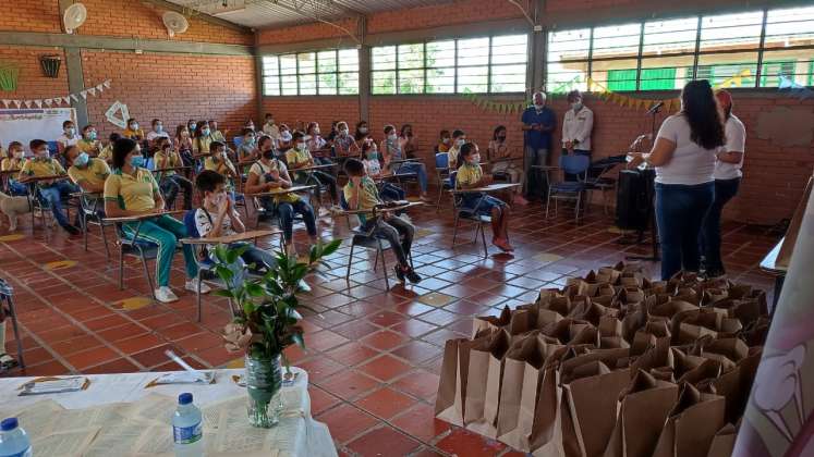 Estudiantes del colegio Simón Bolívar /Foto cortesía