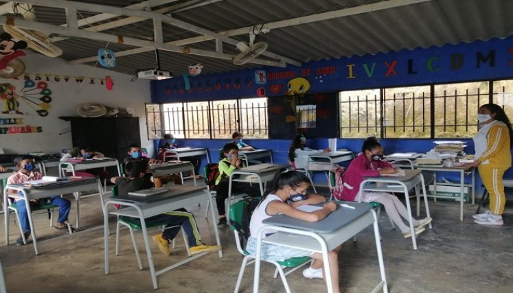 Las clases presenciales alcanzan el 77% . / Foto: Cortesía / La Opinión 