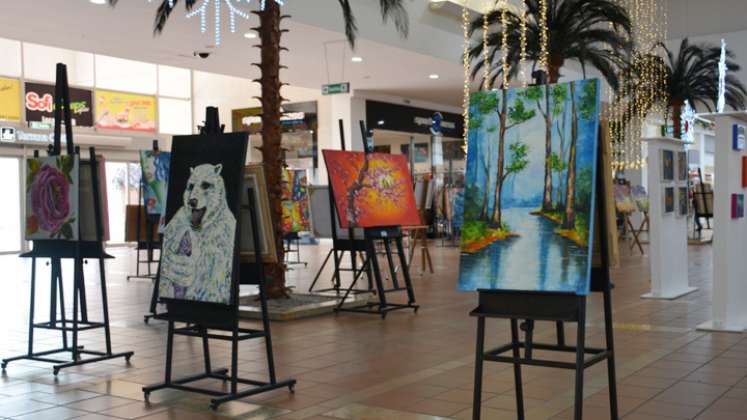 Las obras estarán exhibidas para la venta en el centro comercial Jardín Plaza el 3, 4 y 5 de diciembre. / Foto: Cortesía