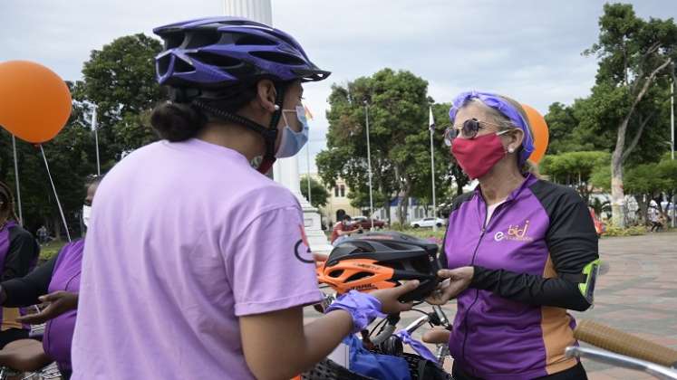 Las mujeres recorrerán algunos puntos de la ciudad. / Foto: Jorge Gutiérrez / La Opinión 