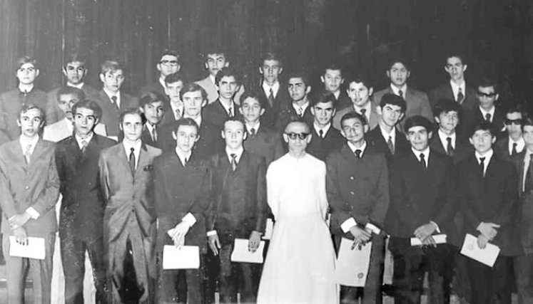 Grupo de bachilleres del Colegio Calasanz 