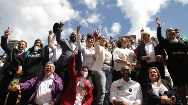 Entre las propuestas de esta lista al Congreso estará la reducción del período de vacaciones de los congresistas, proyectos conjuntos para beneficiar a las regiones del país. / Foto: Colprensa