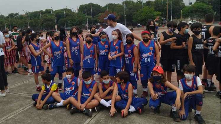 El semillero del baloncesto tuvo su fiesta en el coliseo Toto Hernández.