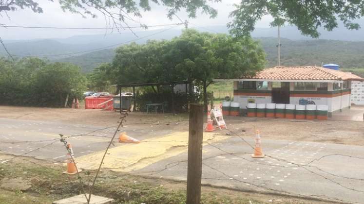 El ataque se habría dado desde un lote que esta frente a las instalaciones policiales.