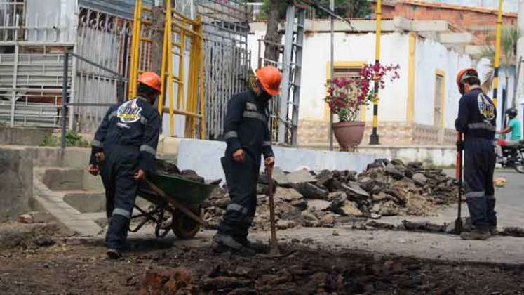 La meta en esta segunda fase de la ‘Ruta del Asfalto’ es recuperar más de 16.8 kilómetros de vías. / Foto: Cortesía