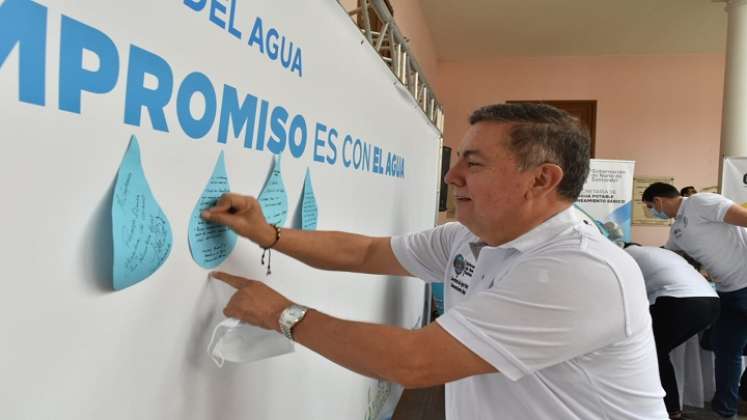 En el marco de la celebración del Día Mundial del Agua y con el objetivo de crear conciencia sobre la importancia de este recurso natural, se realizó la primera actividad de la Feria del Agua.