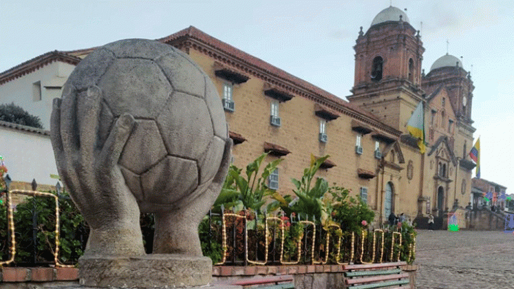 Monguí: un pueblo boyacense dedicado a la creación de balones