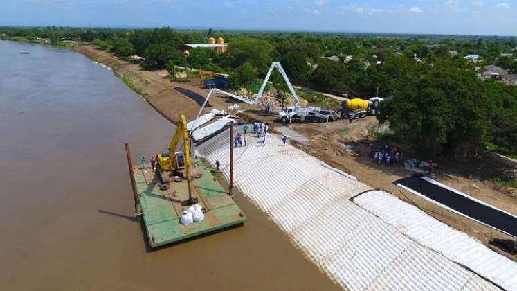 Obras de reconstrucción inconclusas reporta la Contraloría