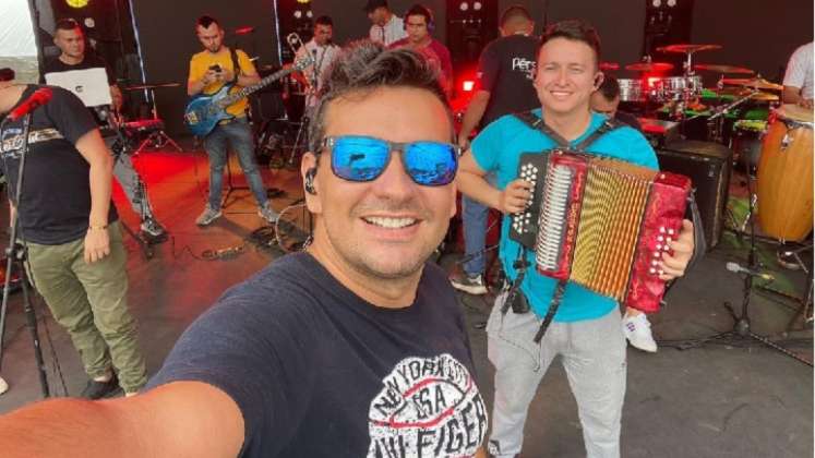 El ocañero Luis Retaviska, con corazón vallenato