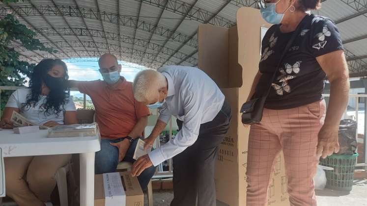 Un veterano de mil contiendas electorales se constituye en ejemplo para las nuevas generaciones.