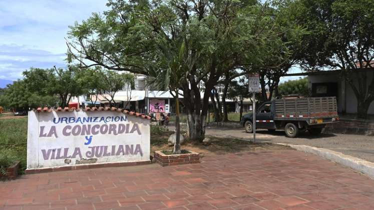 Los niños y jóvenes del barrio deben desplazarse a los colegios de los barrios Aeropuerto, Virgilio Barco o del centro de Cúcuta, pues en la zona no hay un solo plantel educativo público.