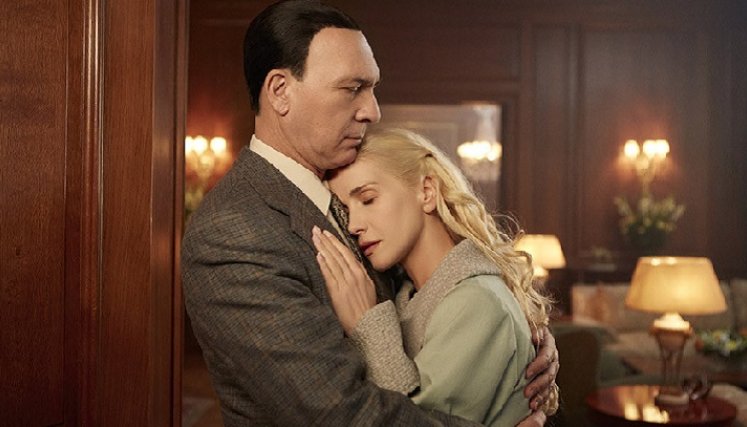 Este martes se estrena la serie 'Santa Evita'