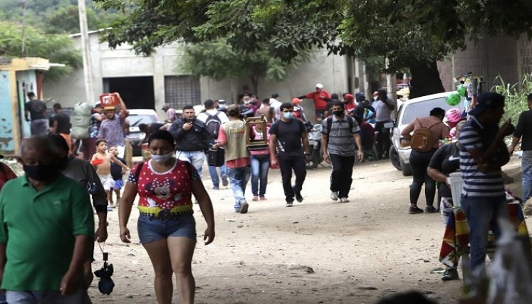 En todo el país se han identificado 26 casos sospechosos en los servicios de salud, de los cuales 10 han sido confirmados como positivos y el resto descartados. / Foto: Archivo / La Opinión 