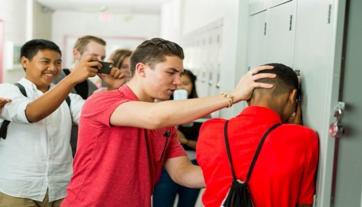 Los bullies suelen ser niños o menores que aprenden en sus hogares que el respeto y la autoridad se gana con la violencia o el maltrato. / Fotos: Tomada de Internet