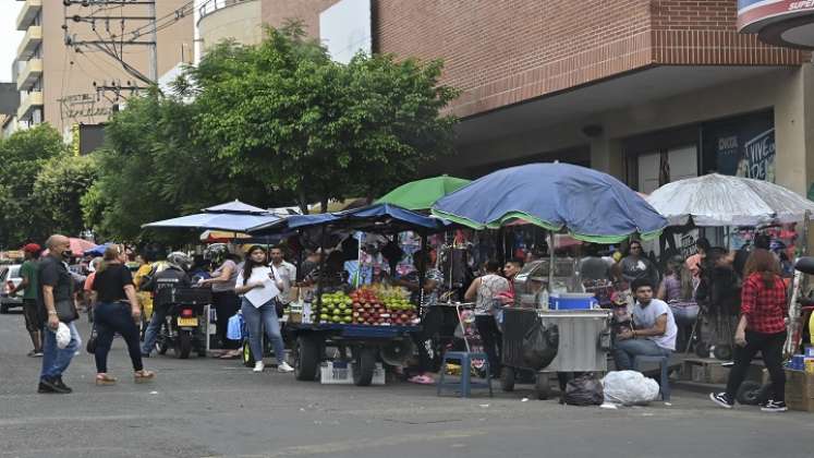 El Centro es un sector neurálgico de la ciudad donde los cucuteños ya no pueden transitar ni comprar en paz./ Foto: Jorge Gutiérrez/La Opinión