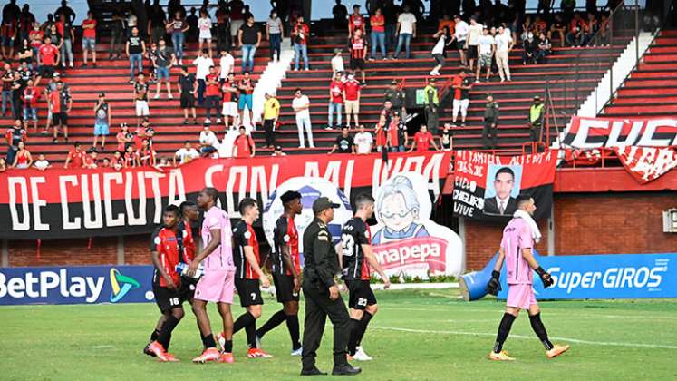 Cúcuta Deportivo, estadio General Santander. 