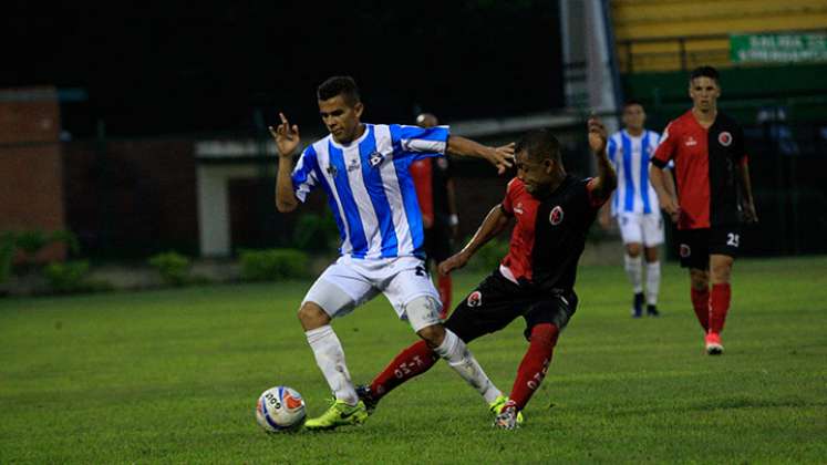 Real Santander vs. Cúcuta Deportivo en 2017.