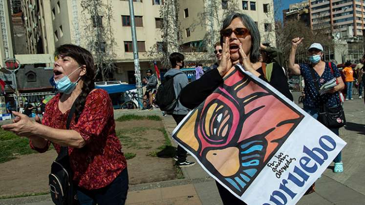 A una semana del plebiscito, encuestas apuntan a rechazo 