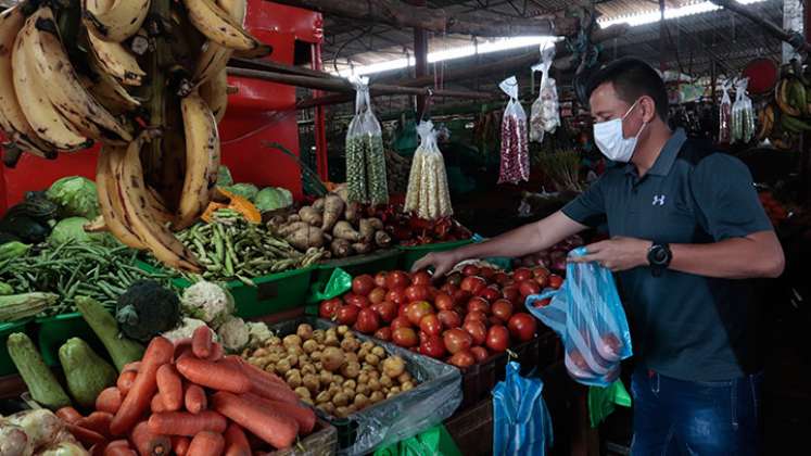 Cúcuta tuvo una variación mensual en los alimentos de 0,48% y de 3,12% en calzado y prendas de vestir. / Foto Archivo La Opinión