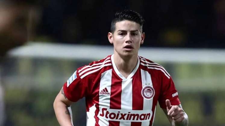 James Rodríguez tuvo un aceptable estreno con el Olympiacos de Grecia, pese a no tener ritmo de  competencia.