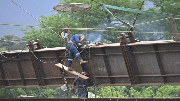 Nuevo puente sobre El Zulia ahora será para diciembre 