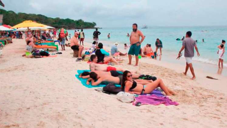 Turista en Playa Blanca