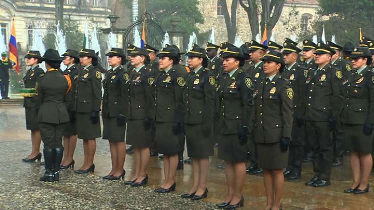 Petro suspendió ceremonia de ascensos de la Policía por la lluvia./Foto: captura de pantalla