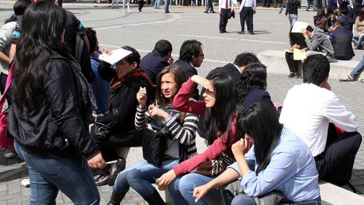 Las mujeres tienes más años de estudios, pero menos trabajo que los hombres./Foto: Colprensa