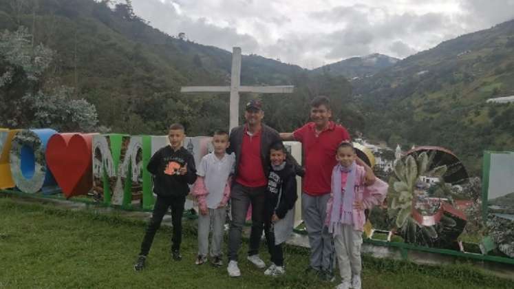 Los Arremueskids de Villa del Rosario, al  rescate de la carranga