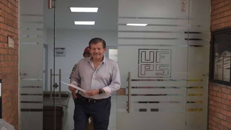 Julio Tarazona inscribió su candidatura a finales de septiembre/Foto Pablo Castillo