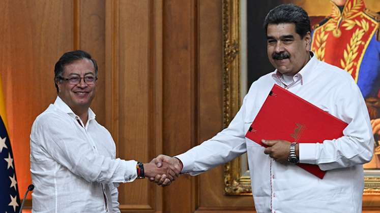 Gustavo Petro y Nicolás Maduro