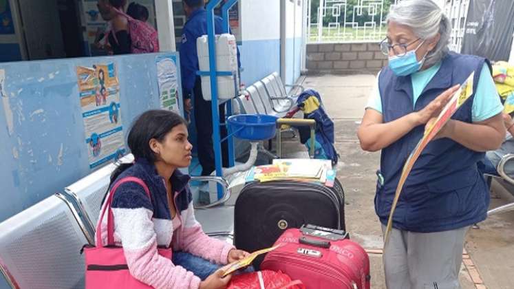 Llevan violentómetros y machistómetros a mujeres de frontera