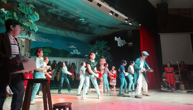 A través de un musical se reviven las costumbres navideñas en Ocaña.