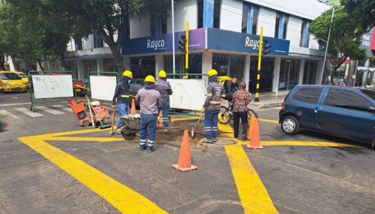 En Cúcuta, pintan hasta los huecos 