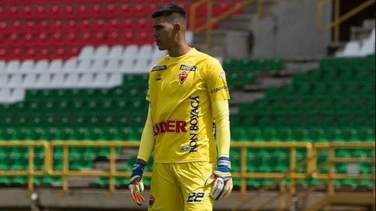 Devis Vásquez Llach nacido en Barranquilla  se probará en el AC Milan